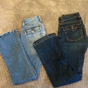 2 pairs of Levi jeans